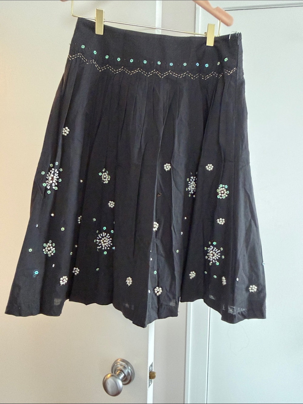 Lulumari Black A-Line flare  cotton Skirt with Sequin Floral Accents  size M